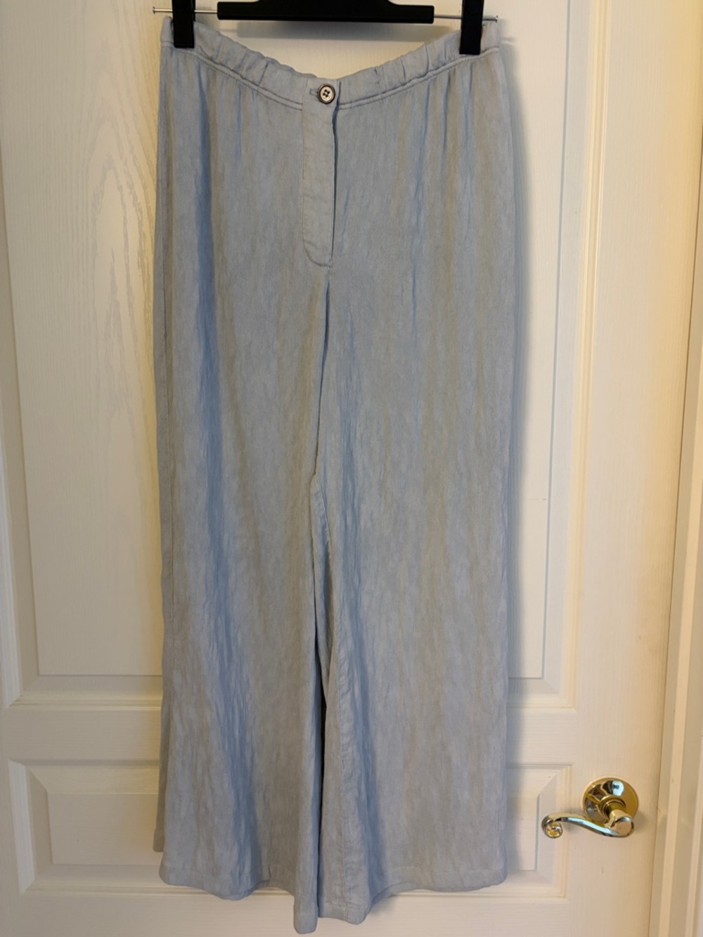 Raquel Allegra Light Blue Wide-Leg Capris